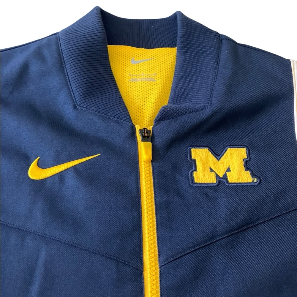 NWOT University of Michigan Nike On-Field Mens L Wolverine full zip jacket - Picture 2 of 15